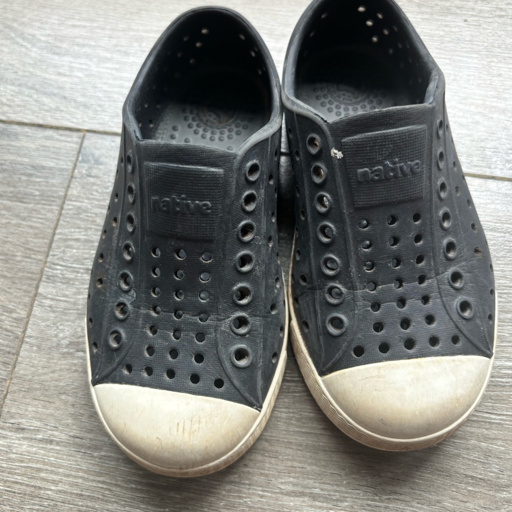 9T Native Shoes
